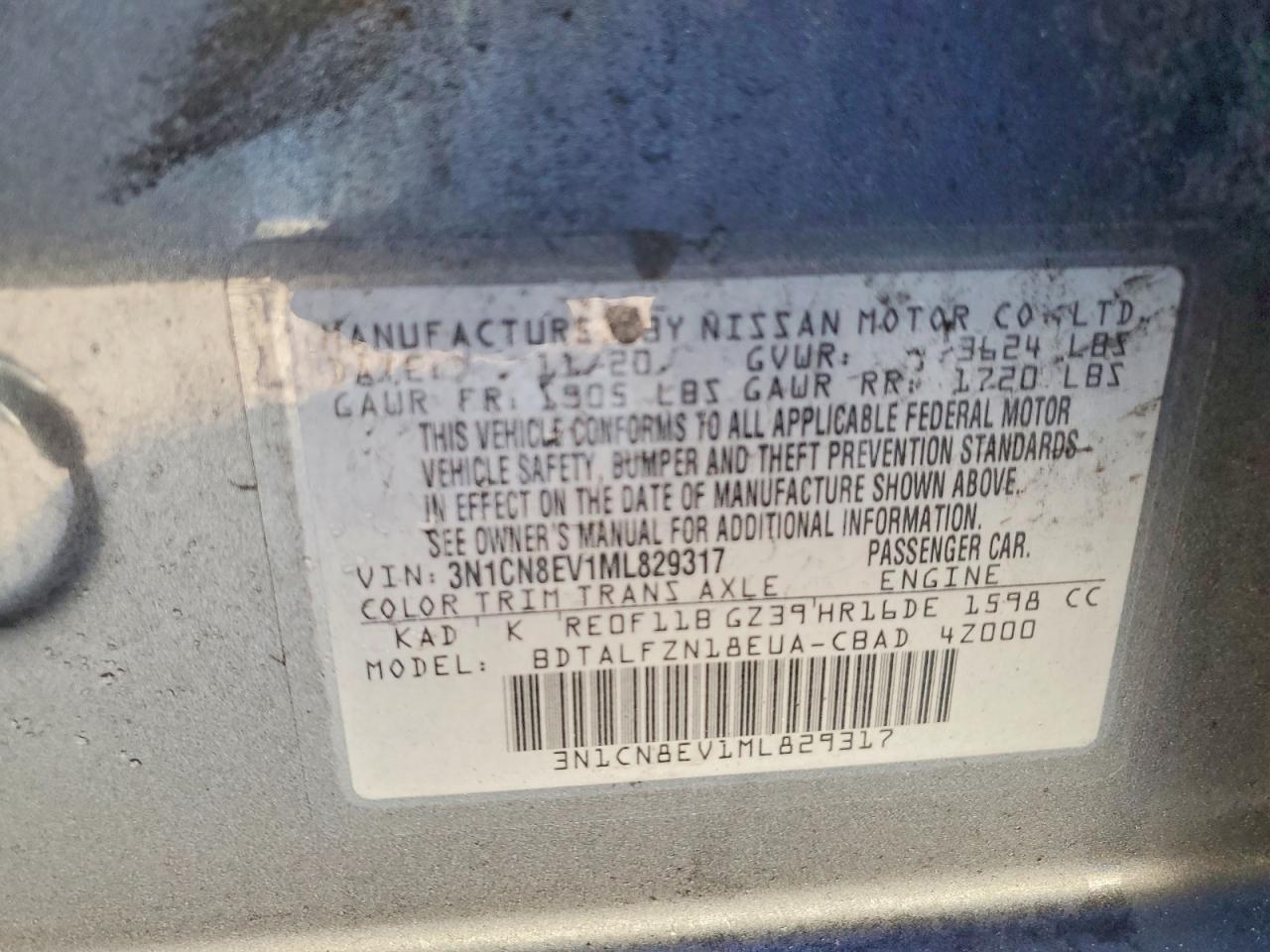 2021 NISSAN VERSA SV photo 12
