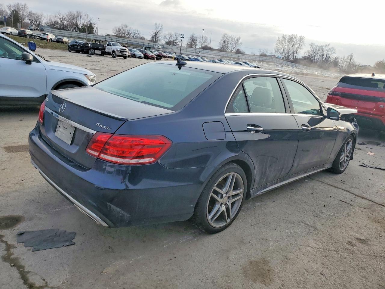 2014 MERCEDES-BENZ E 350 4MATIC photo 3