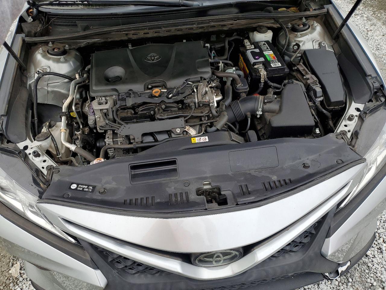 2020 TOYOTA CAMRY SE photo 11
