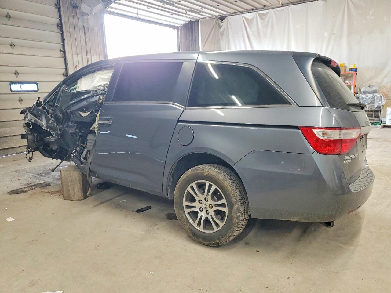 2012 HONDA ODYSSEY EXL photo 3