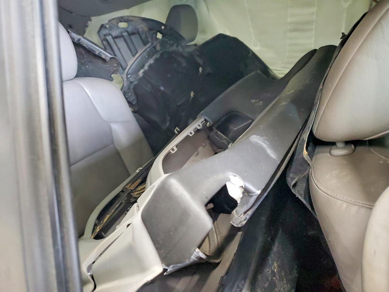 2012 HONDA ODYSSEY EXL photo 21