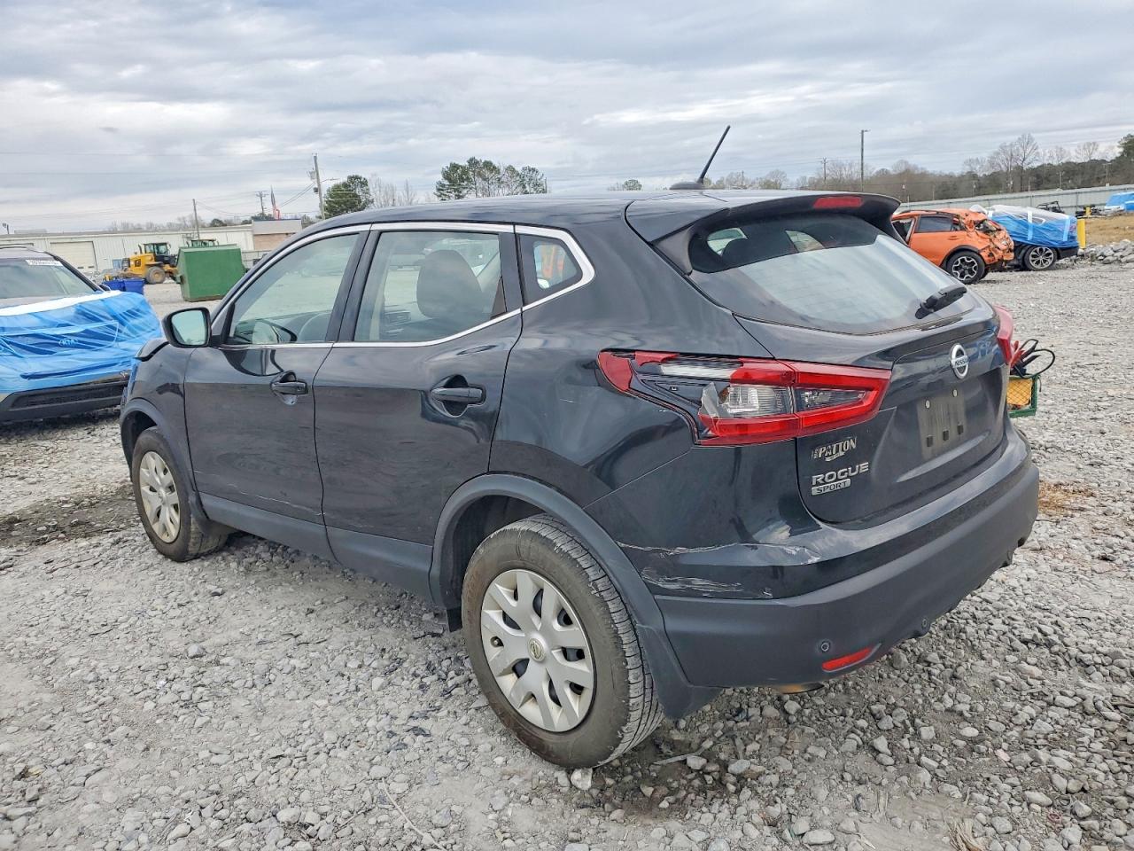 2020 NISSAN ROGUE SPORT S photo 2