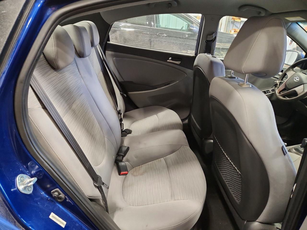 2015 HYUNDAI ACCENT GLS photo 10