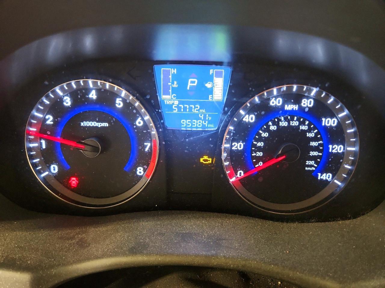2015 HYUNDAI ACCENT GLS photo 9