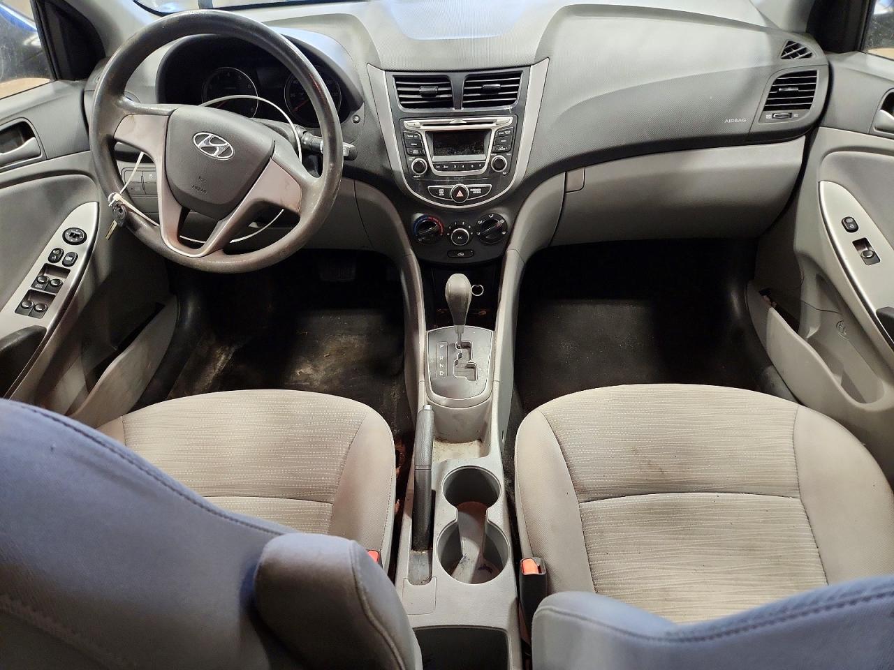 2015 HYUNDAI ACCENT GLS photo 8