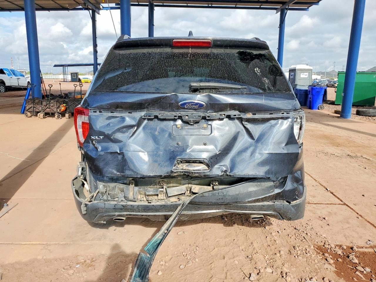 2017 FORD EXPLORER XLT photo 11