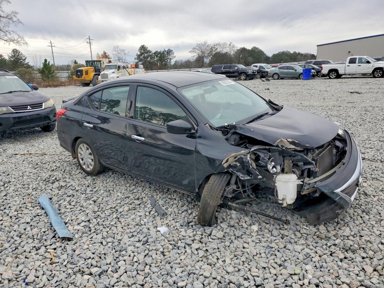 2018 NISSAN VERSA S photo 4