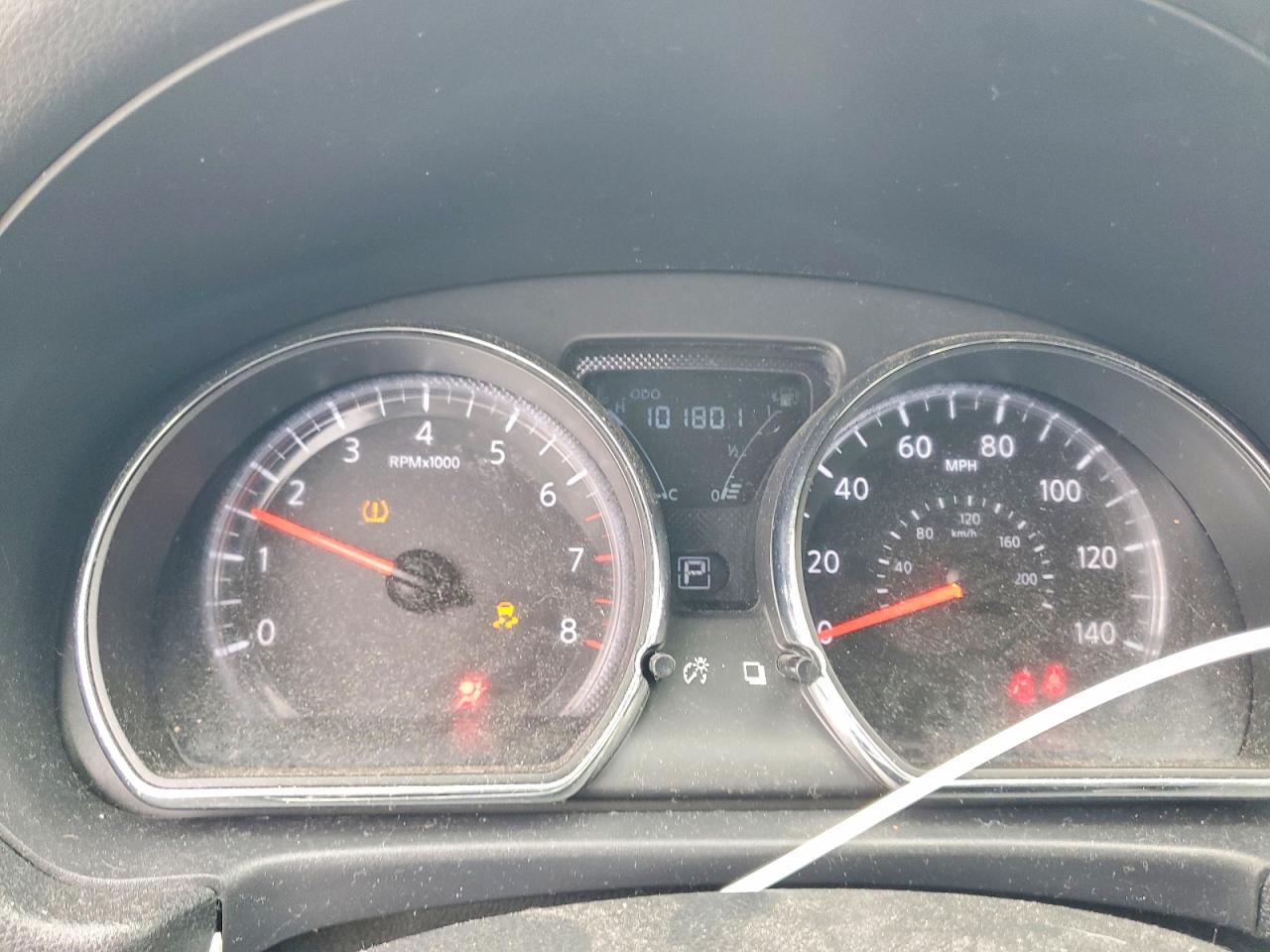 2018 NISSAN VERSA S photo 9