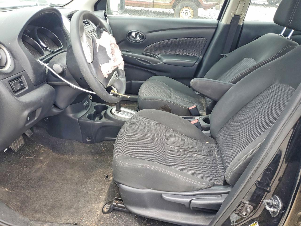 2018 NISSAN VERSA S photo 7