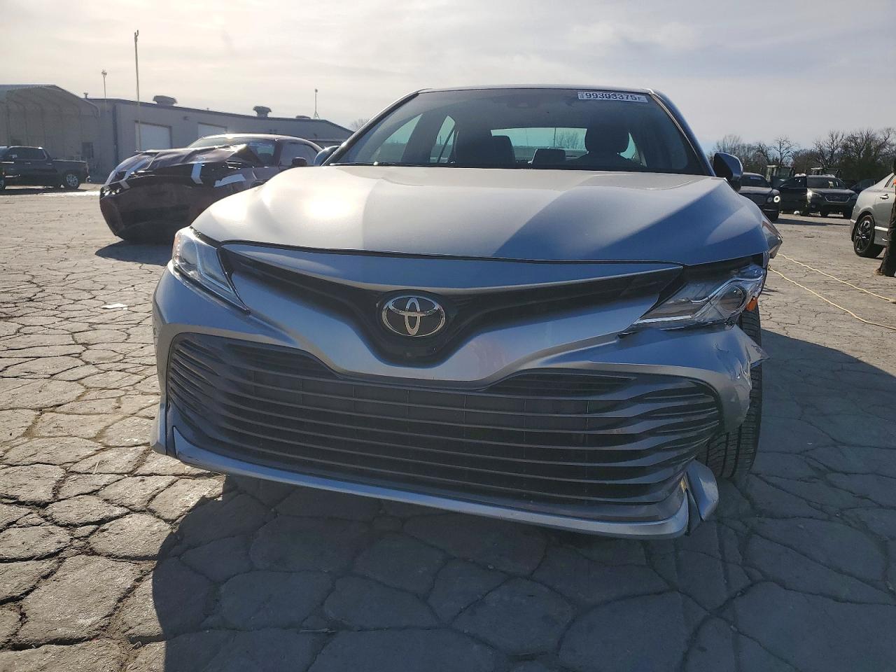 2018 TOYOTA CAMRY L photo 5