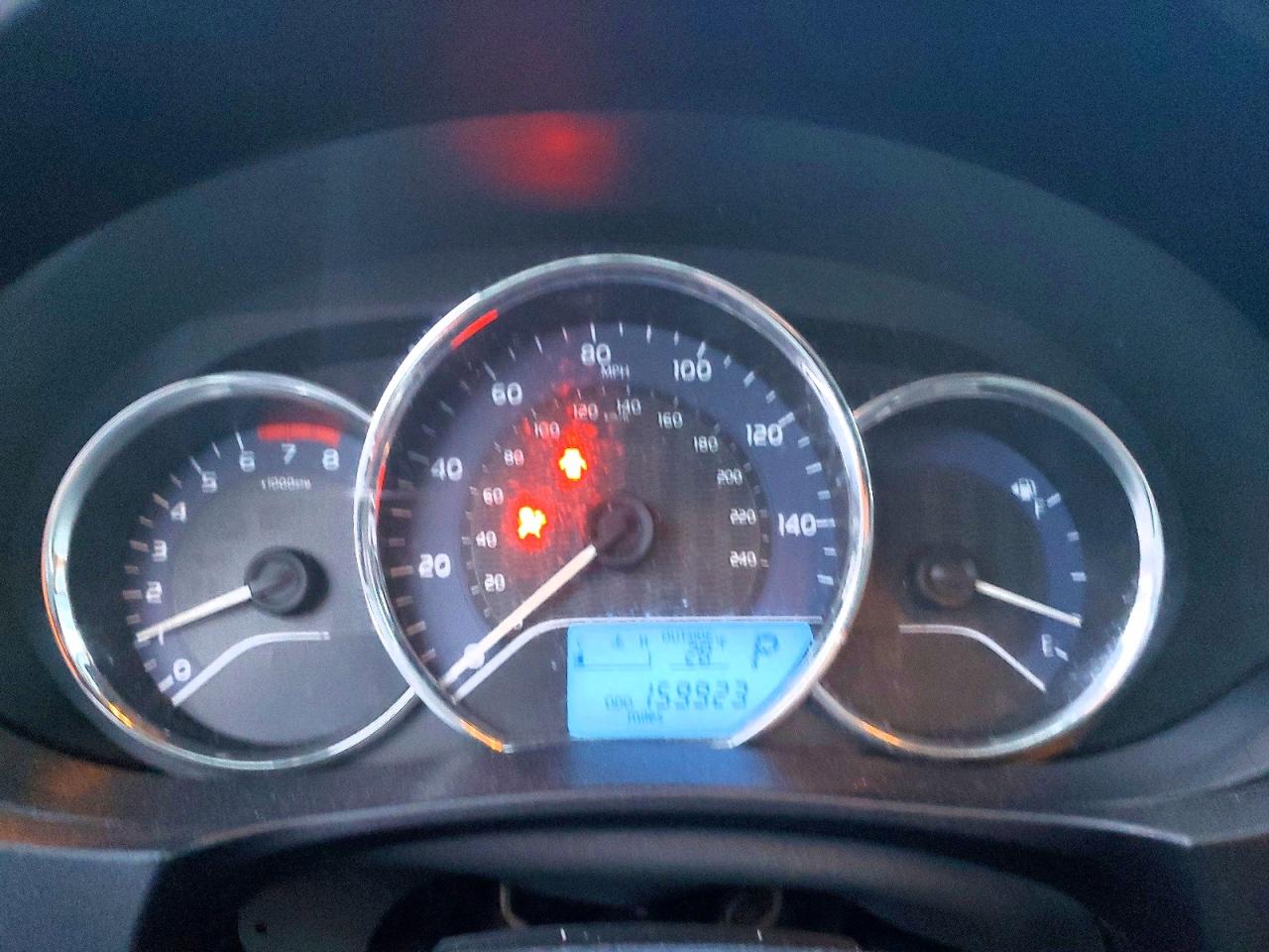2014 TOYOTA COROLLA L photo 25