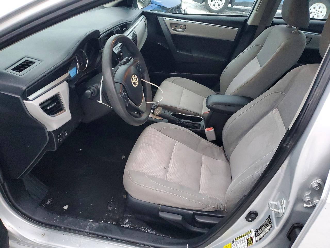 2014 TOYOTA COROLLA L photo 19