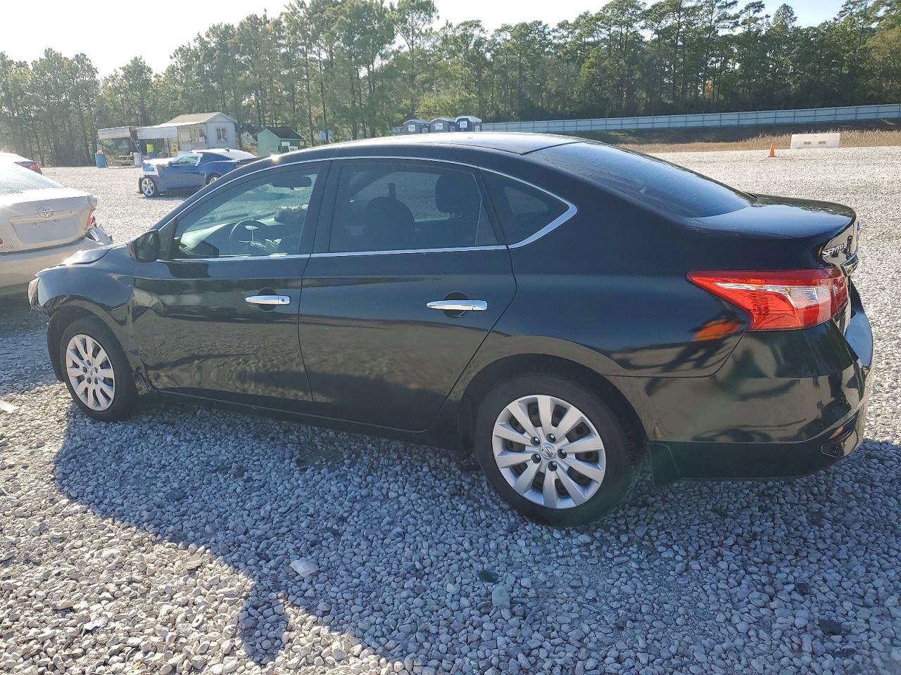 2016 NISSAN SENTRA S photo 3