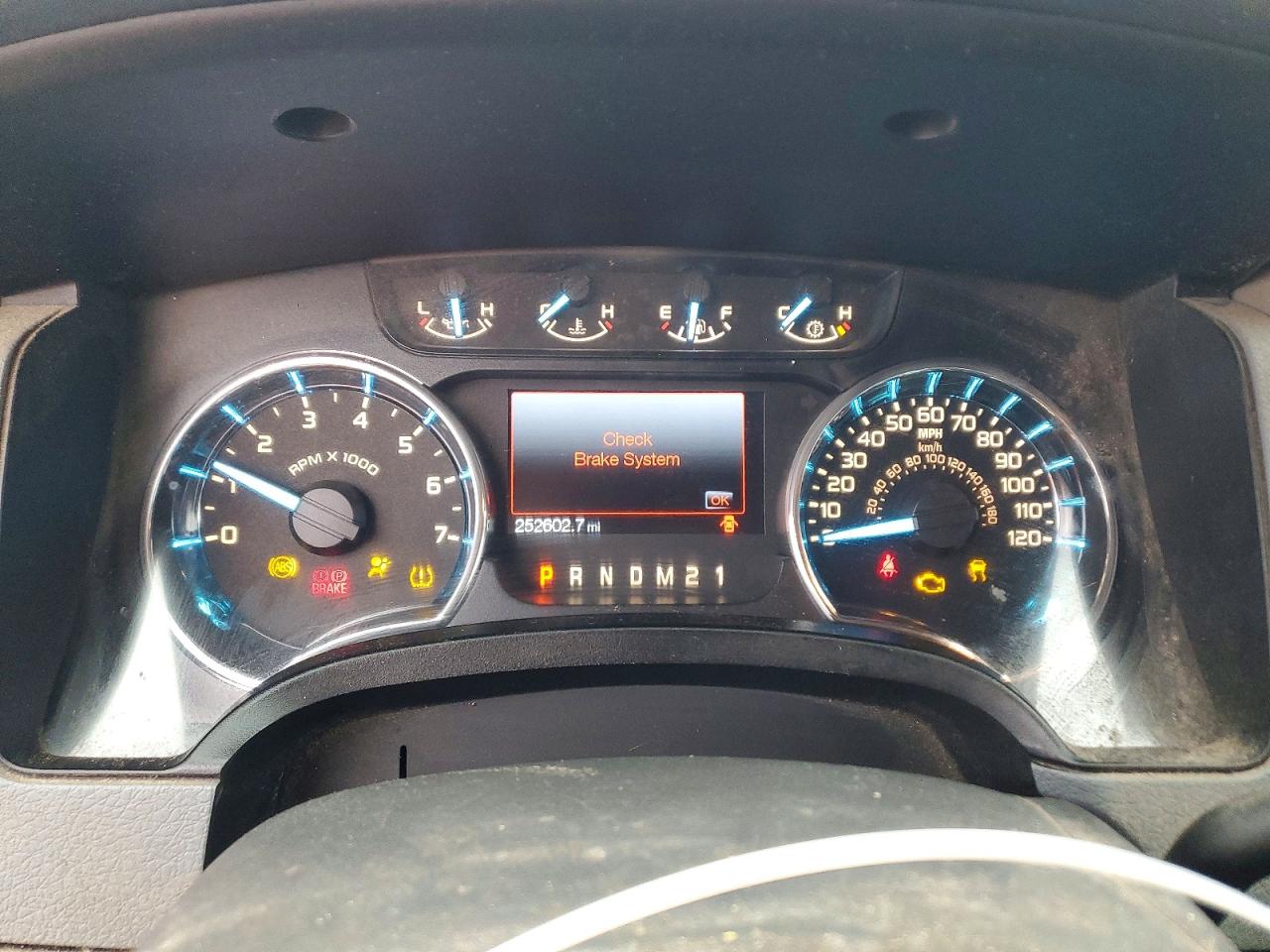 2011 FORD F150 SUPERCREW photo 9