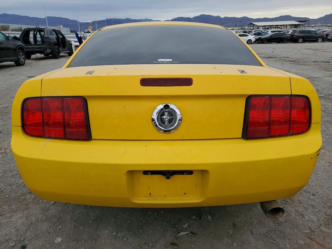 2006 FORD MUSTANG photo 6