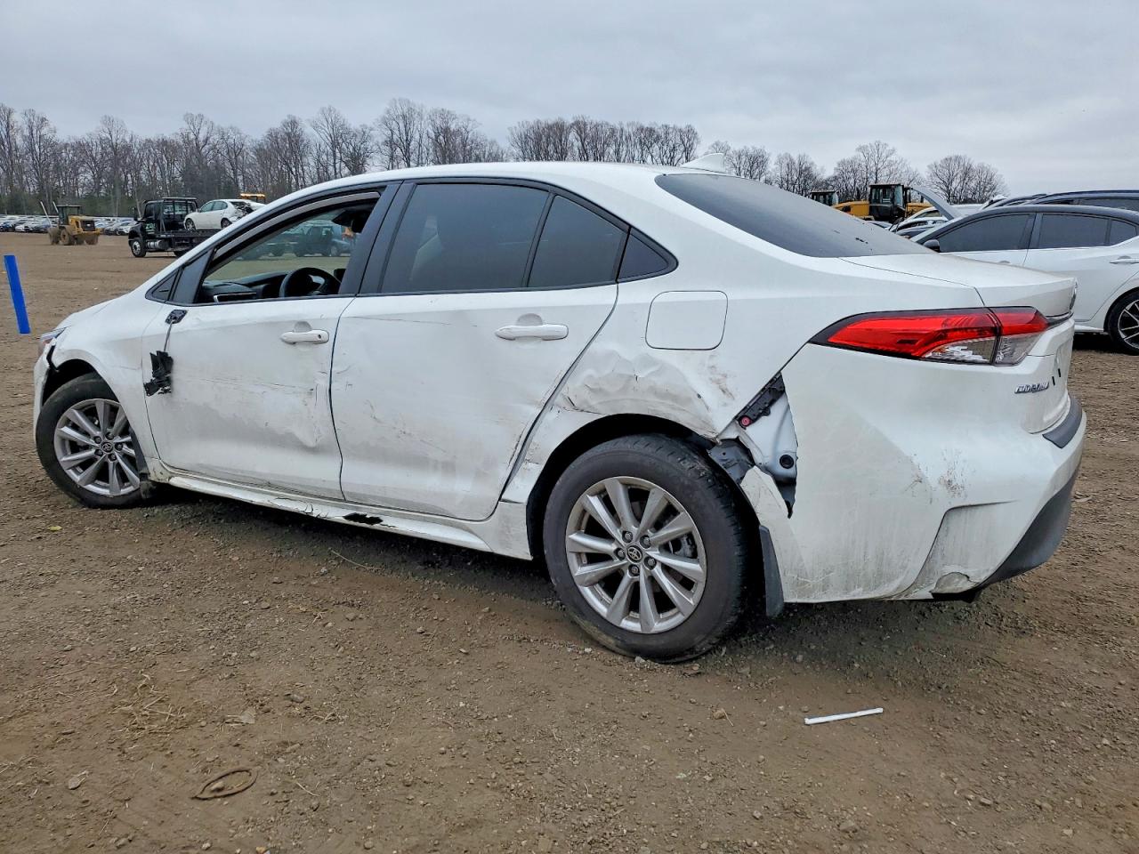 2023 TOYOTA COROLLA photo 2