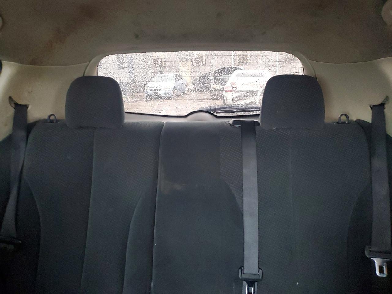 2012 NISSAN VERSA S photo 10
