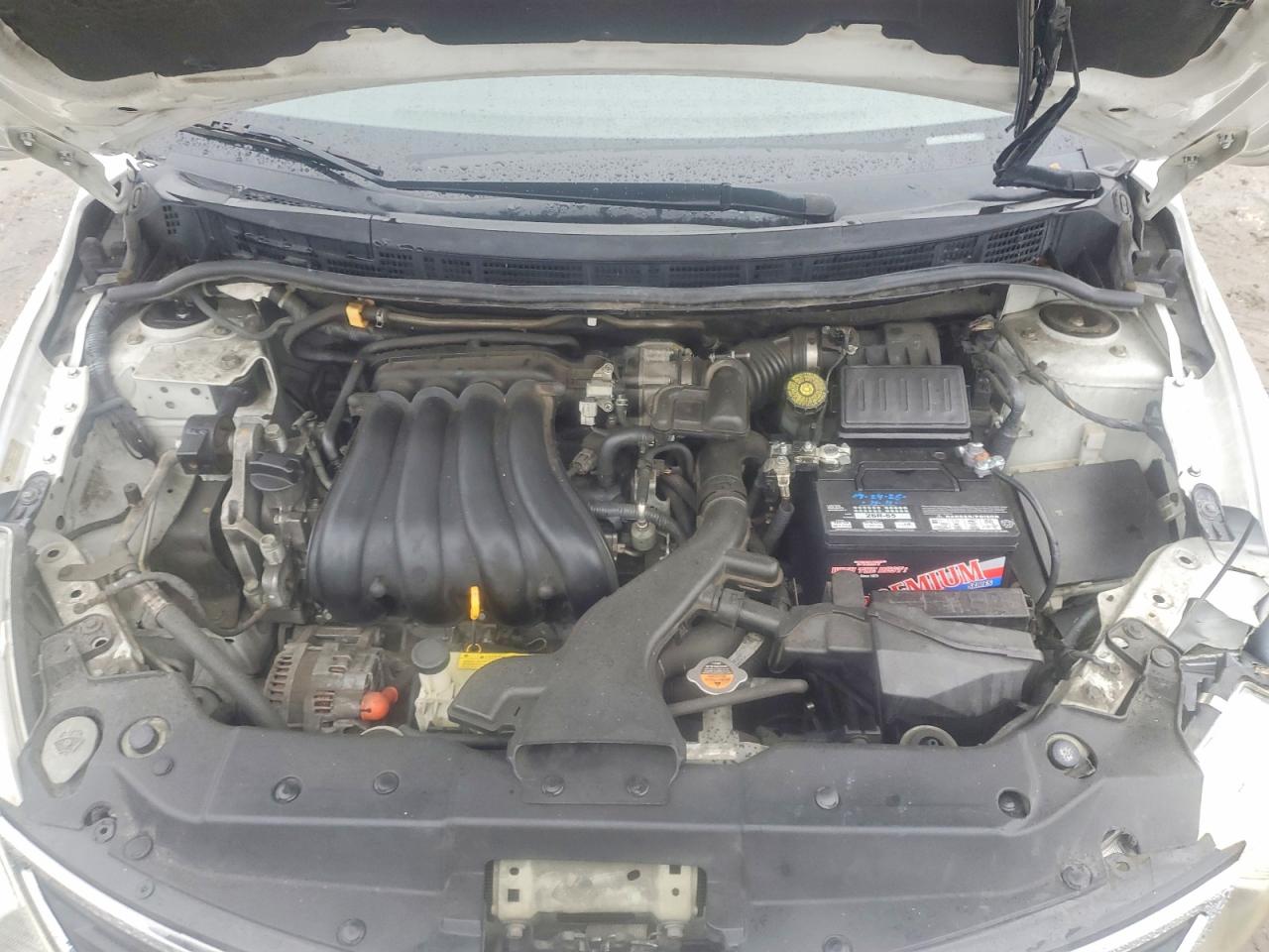 2012 NISSAN VERSA S photo 12