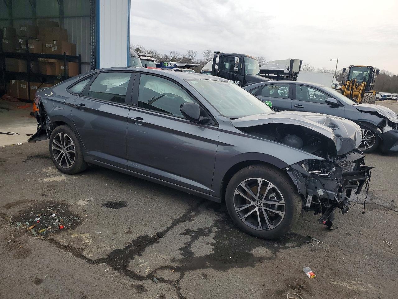 2025 VOLKSWAGEN JETTA SPORT photo 4