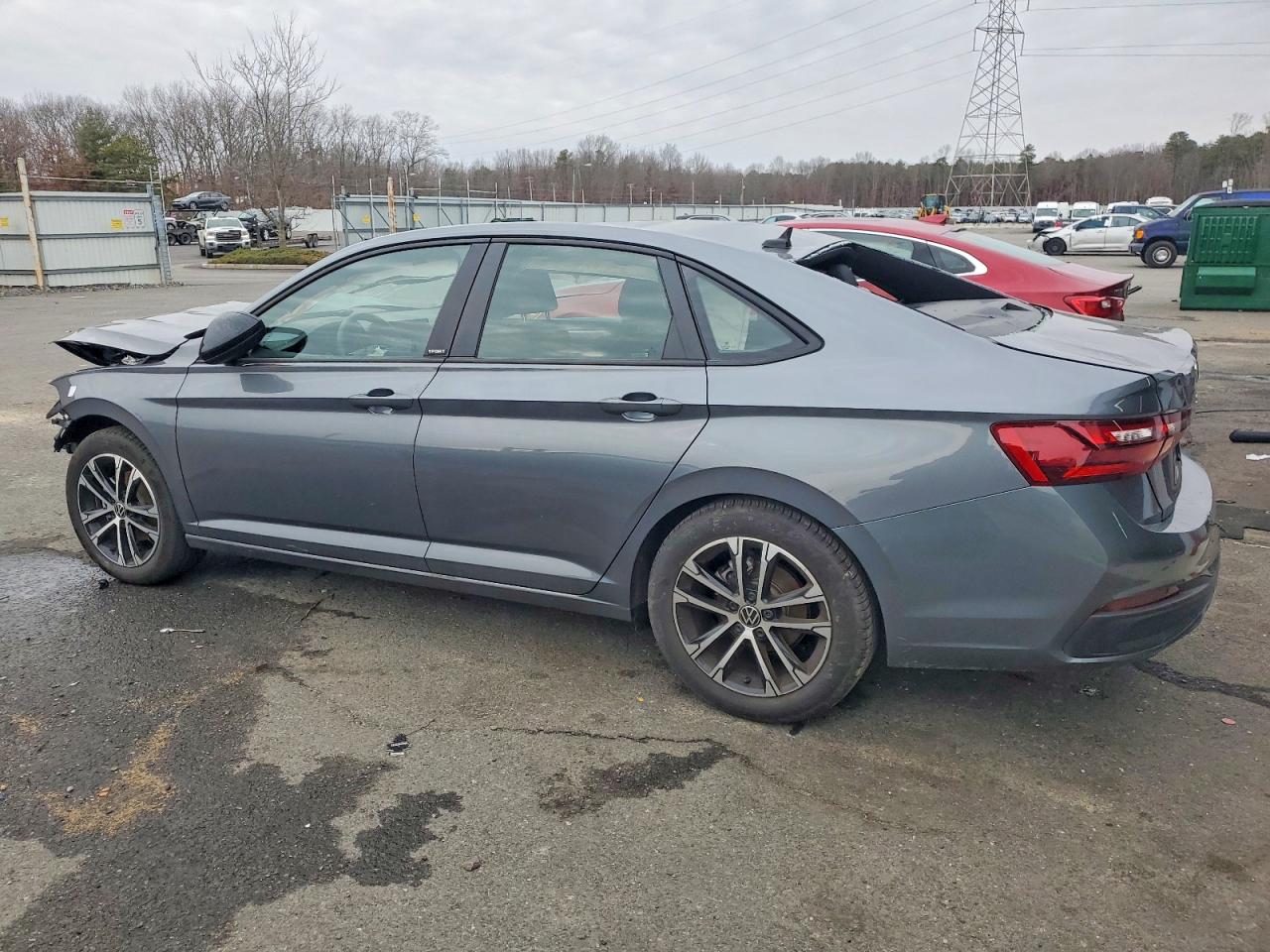 2025 VOLKSWAGEN JETTA SPORT photo 2