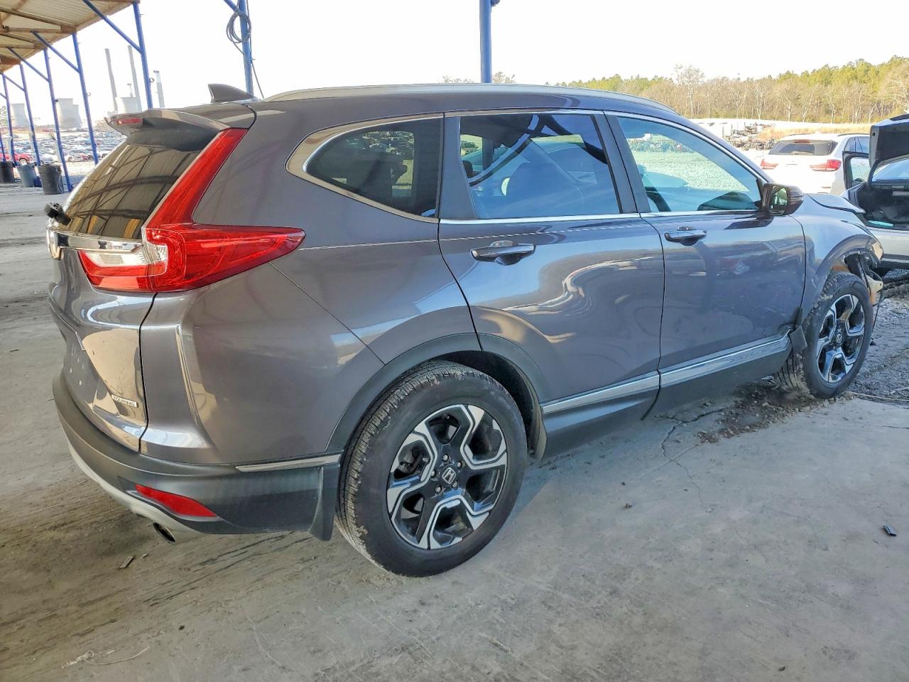 2018 HONDA CR-V TOURING photo 3