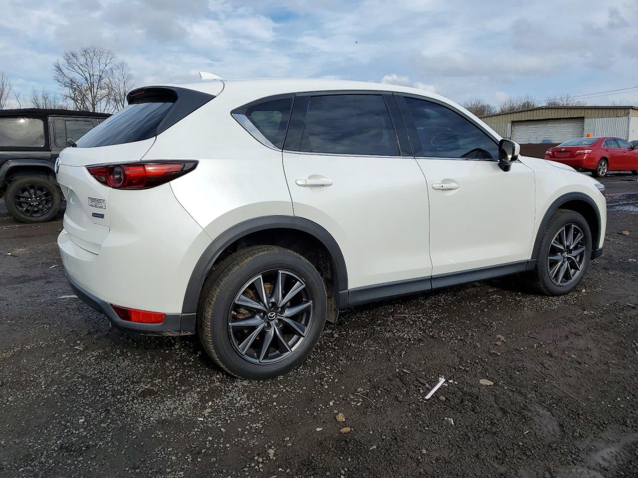 2017 MAZDA CX-5 GRAND TOURING photo 3
