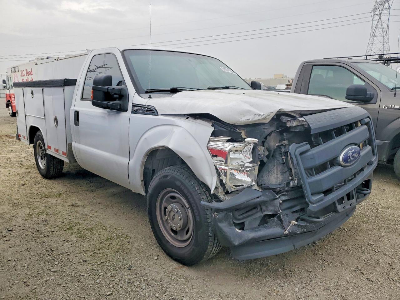 2015 FORD F250 SUPER DUTY UTILITY / SERVICE TRUCK photo 4