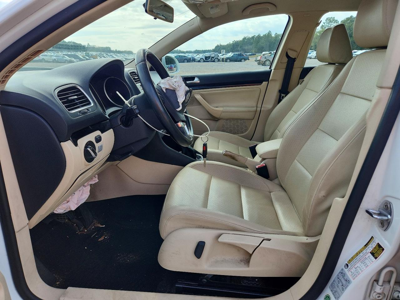 2014 VOLKSWAGEN JETTA TDI photo 7