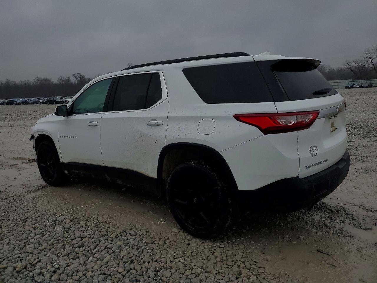 2020 CHEVROLET TRAVERSE LT photo 4