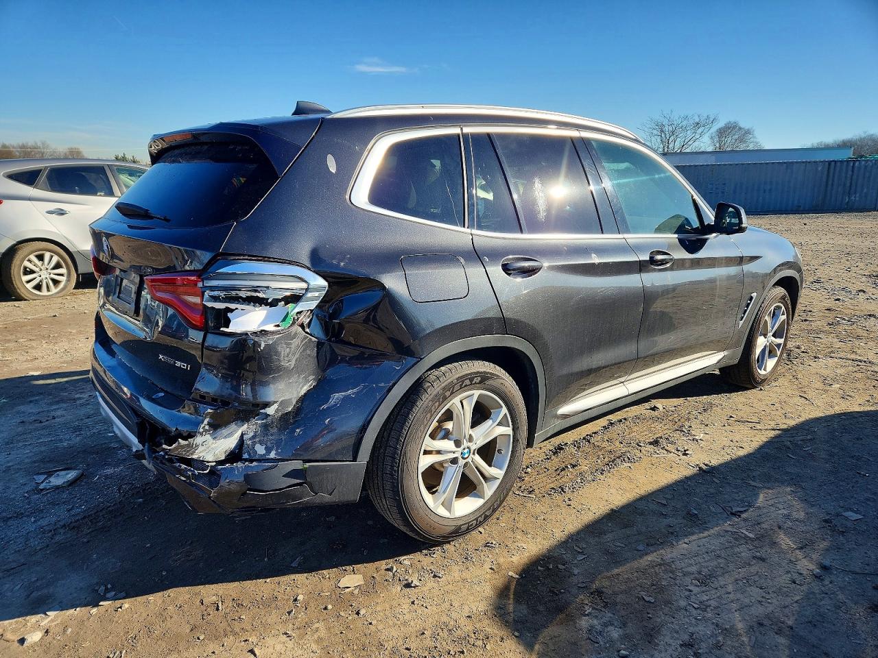 2019 BMW X3 XDRIVE30I photo 3
