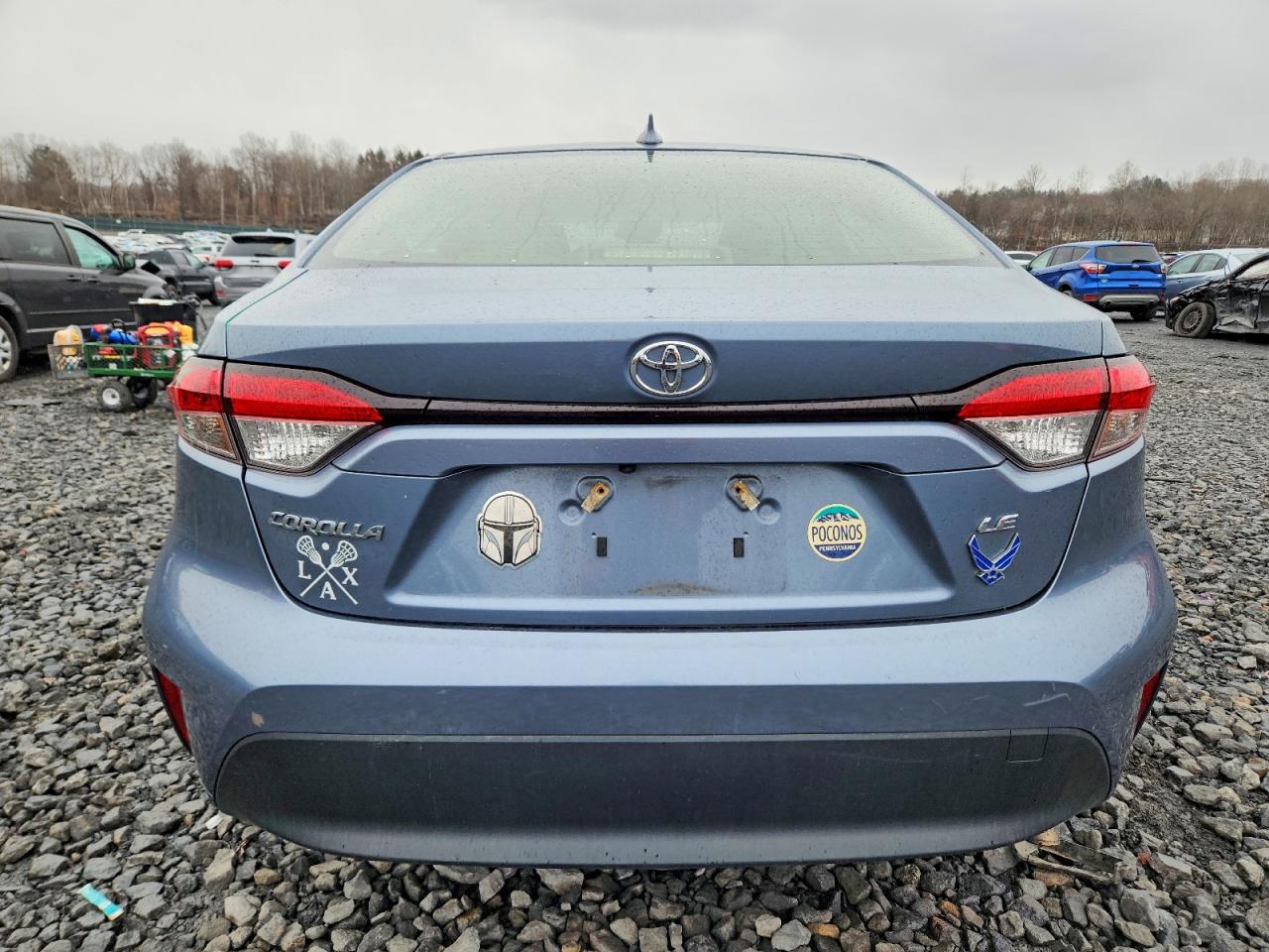 2023 TOYOTA COROLLA LE photo 6