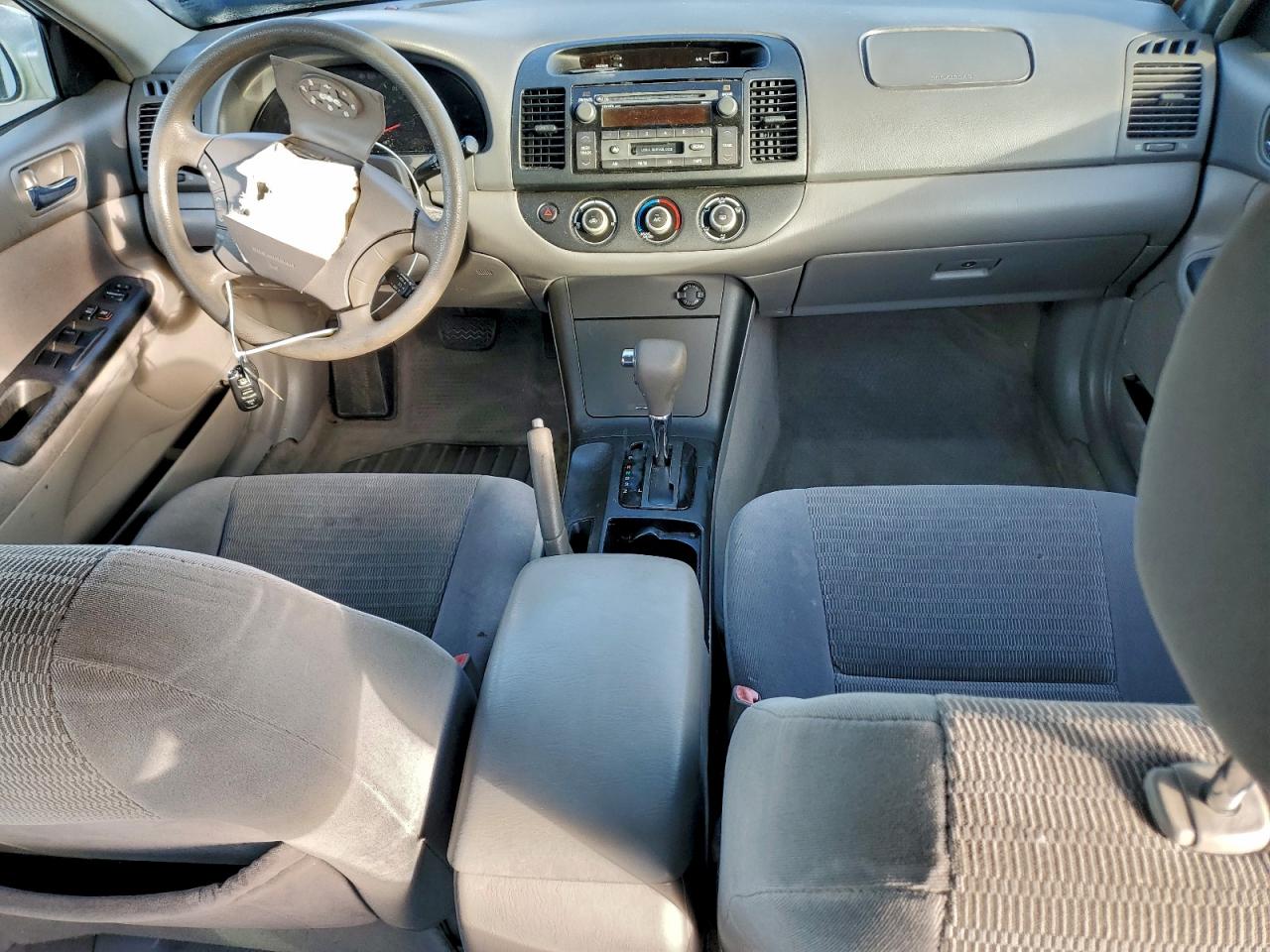 2006 TOYOTA CAMRY LE photo 15