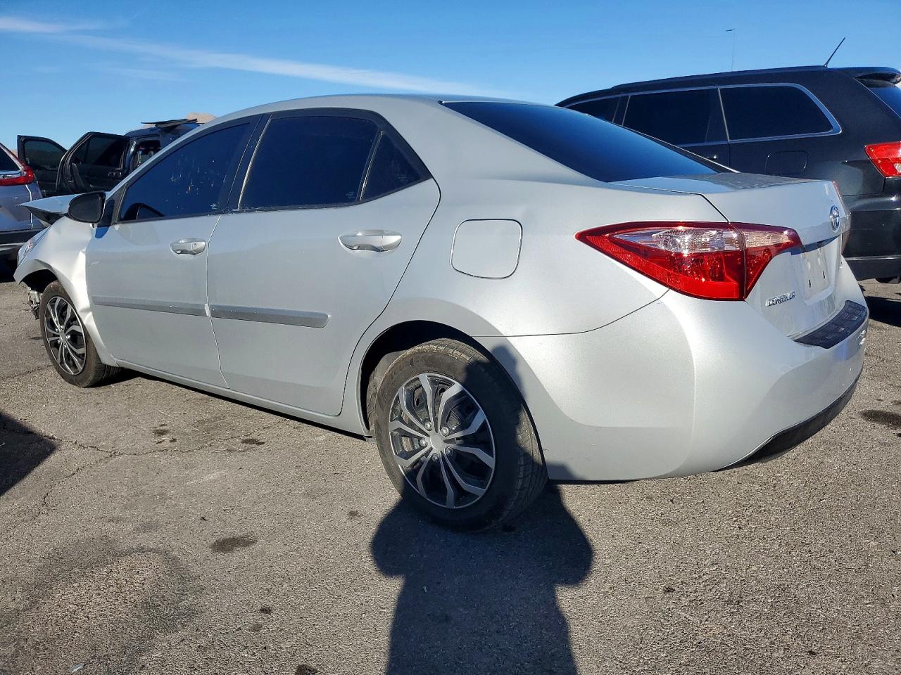 2017 TOYOTA COROLLA L photo 2