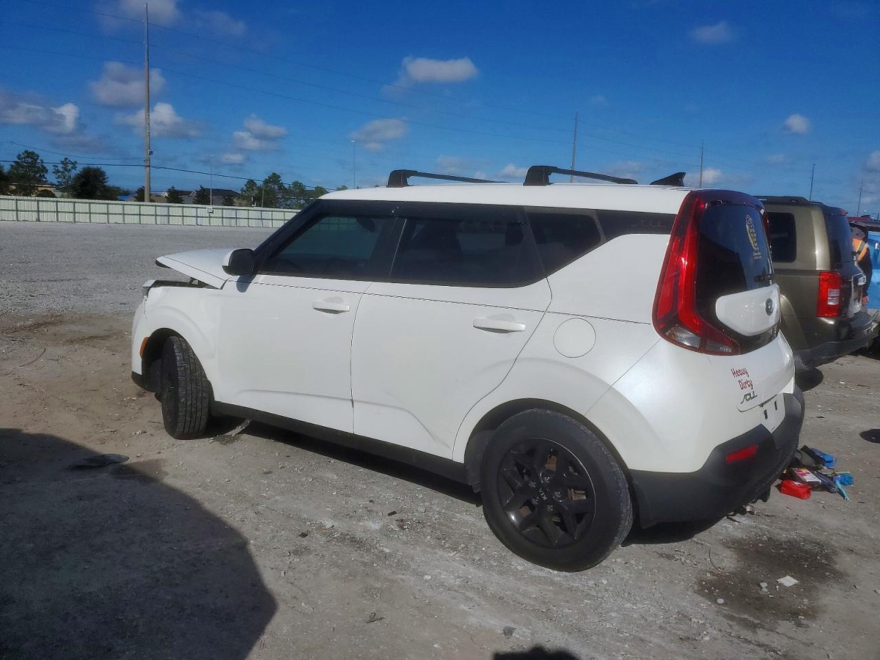 2020 KIA SOUL LX photo 3