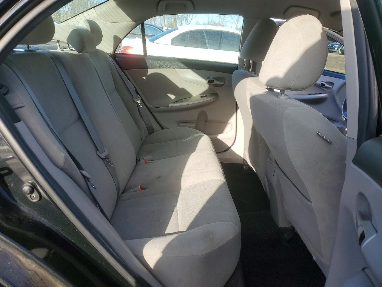 2012 TOYOTA COROLLA BASE photo 10
