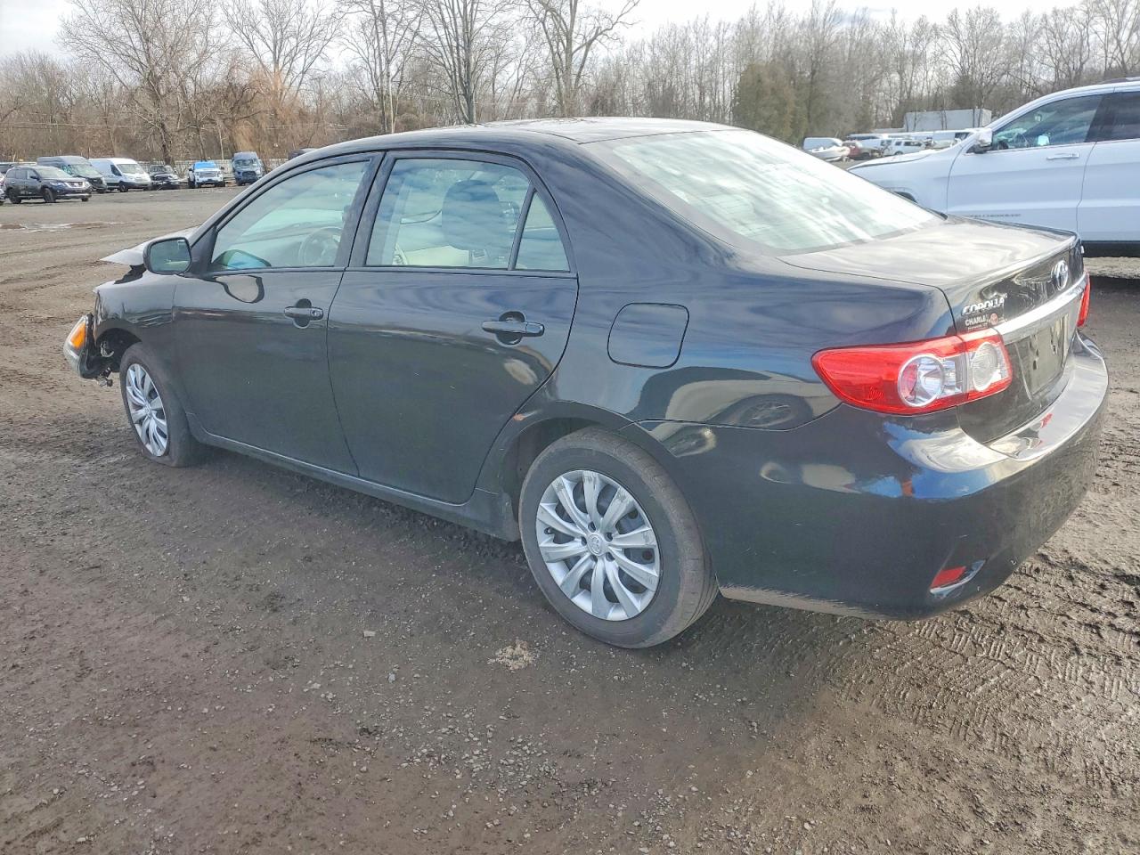 2012 TOYOTA COROLLA BASE photo 2