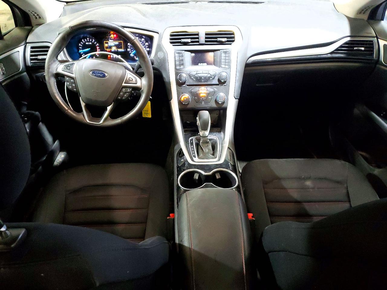 2015 FORD FUSION SE photo 8
