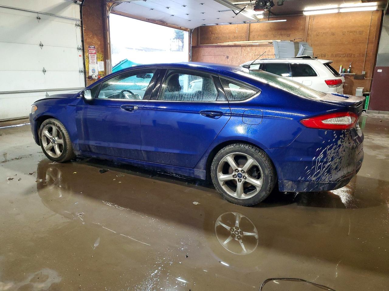 2015 FORD FUSION SE photo 2