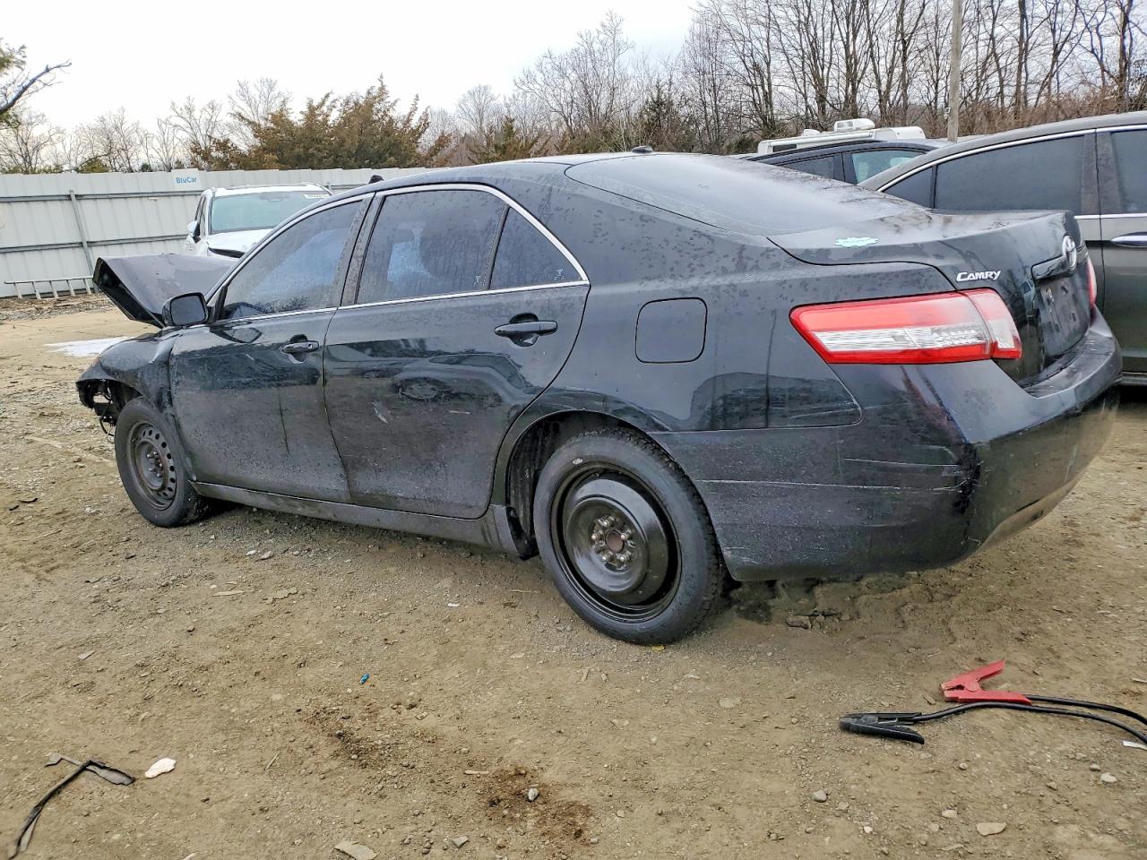 2011 TOYOTA CAMRY BASE photo 2