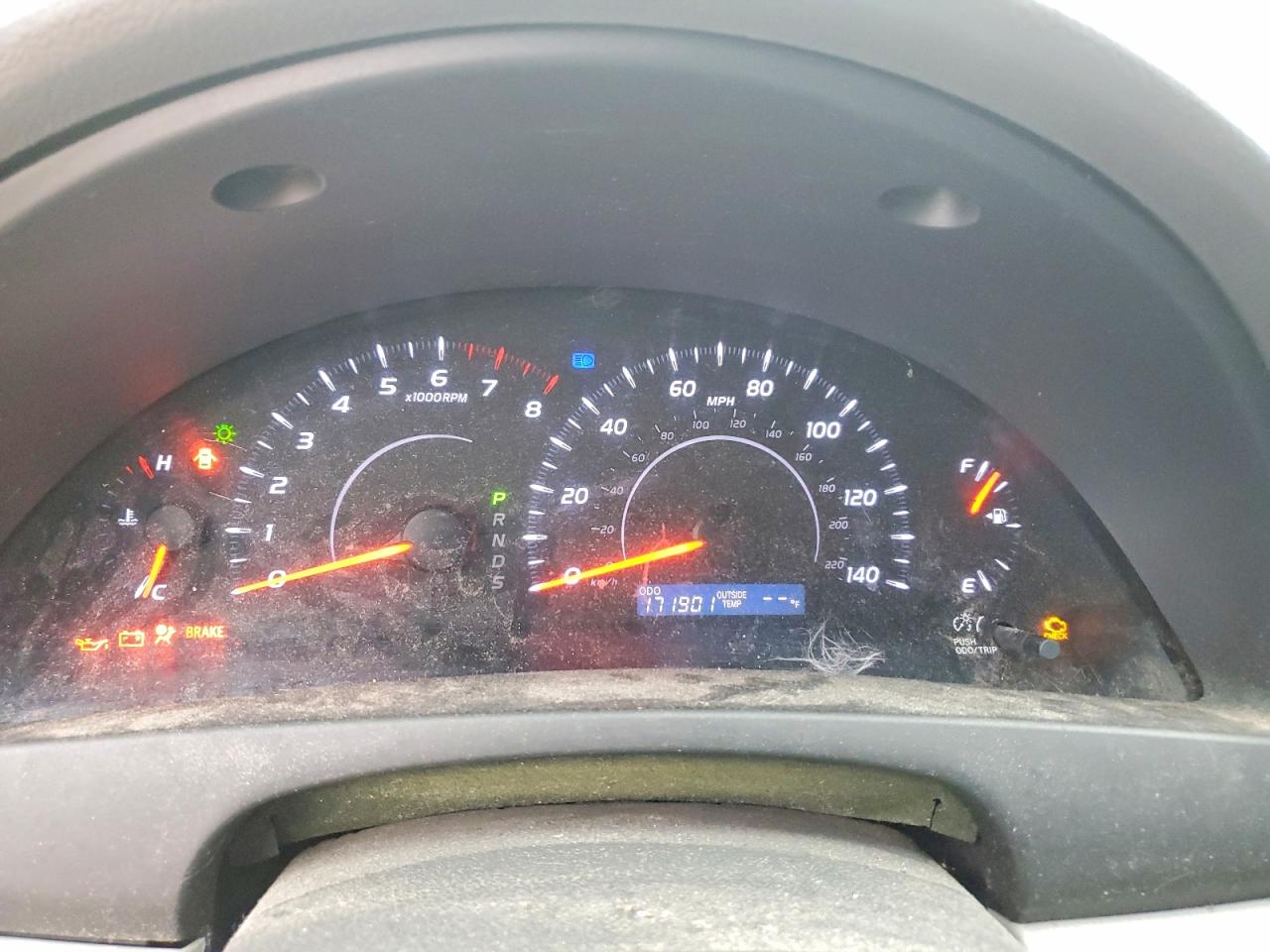 2011 TOYOTA CAMRY BASE photo 9