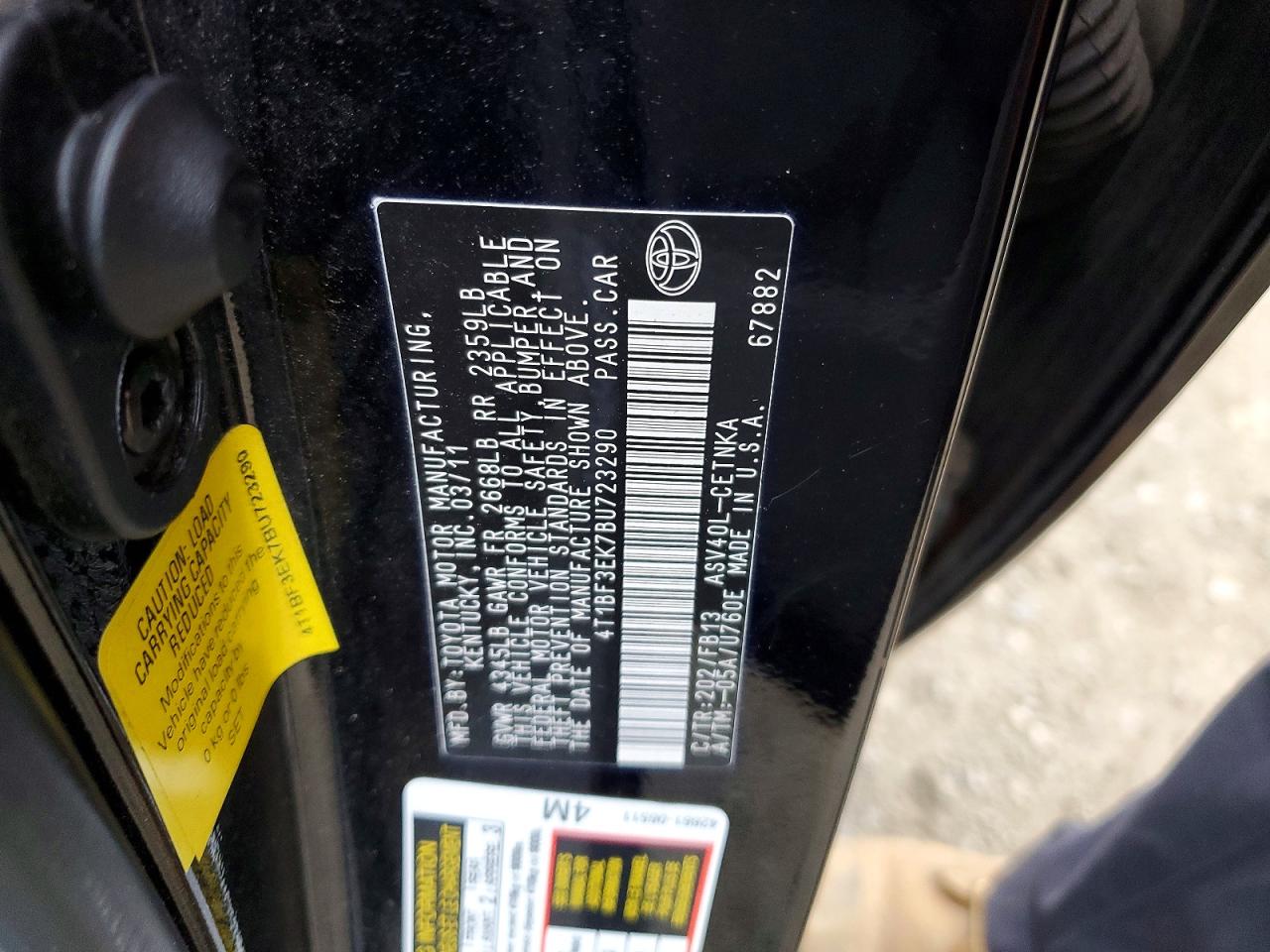 2011 TOYOTA CAMRY BASE photo 12