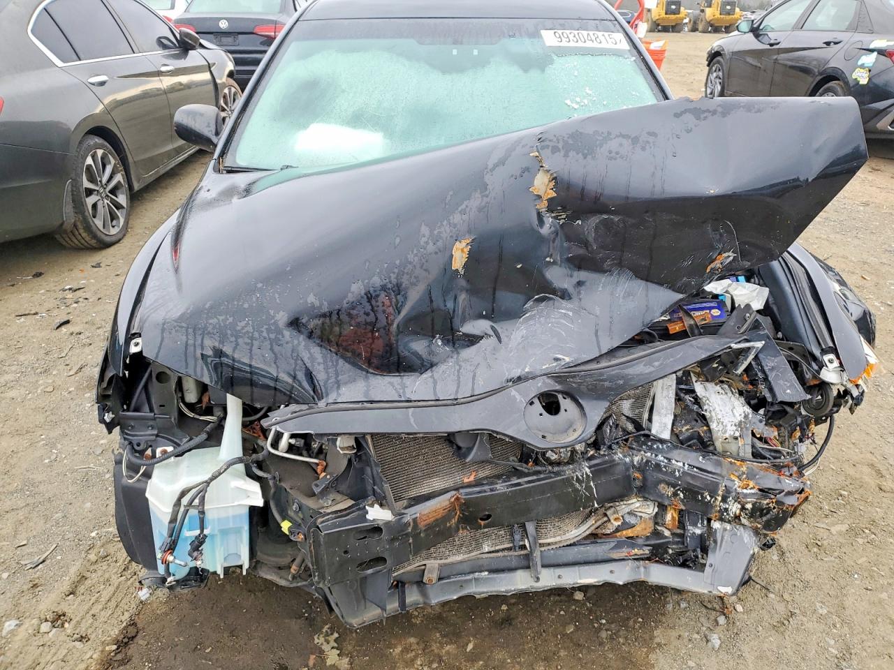 2011 TOYOTA CAMRY BASE photo 11