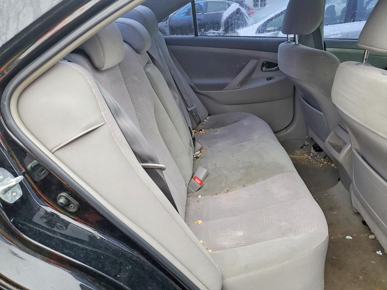2011 TOYOTA CAMRY BASE photo 10