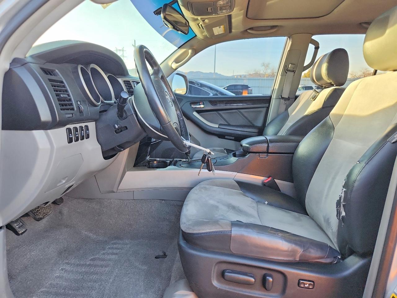 2008 TOYOTA 4RUNNER SR5 photo 7