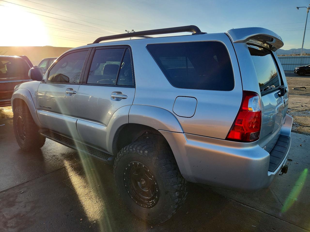 2008 TOYOTA 4RUNNER SR5 photo 2