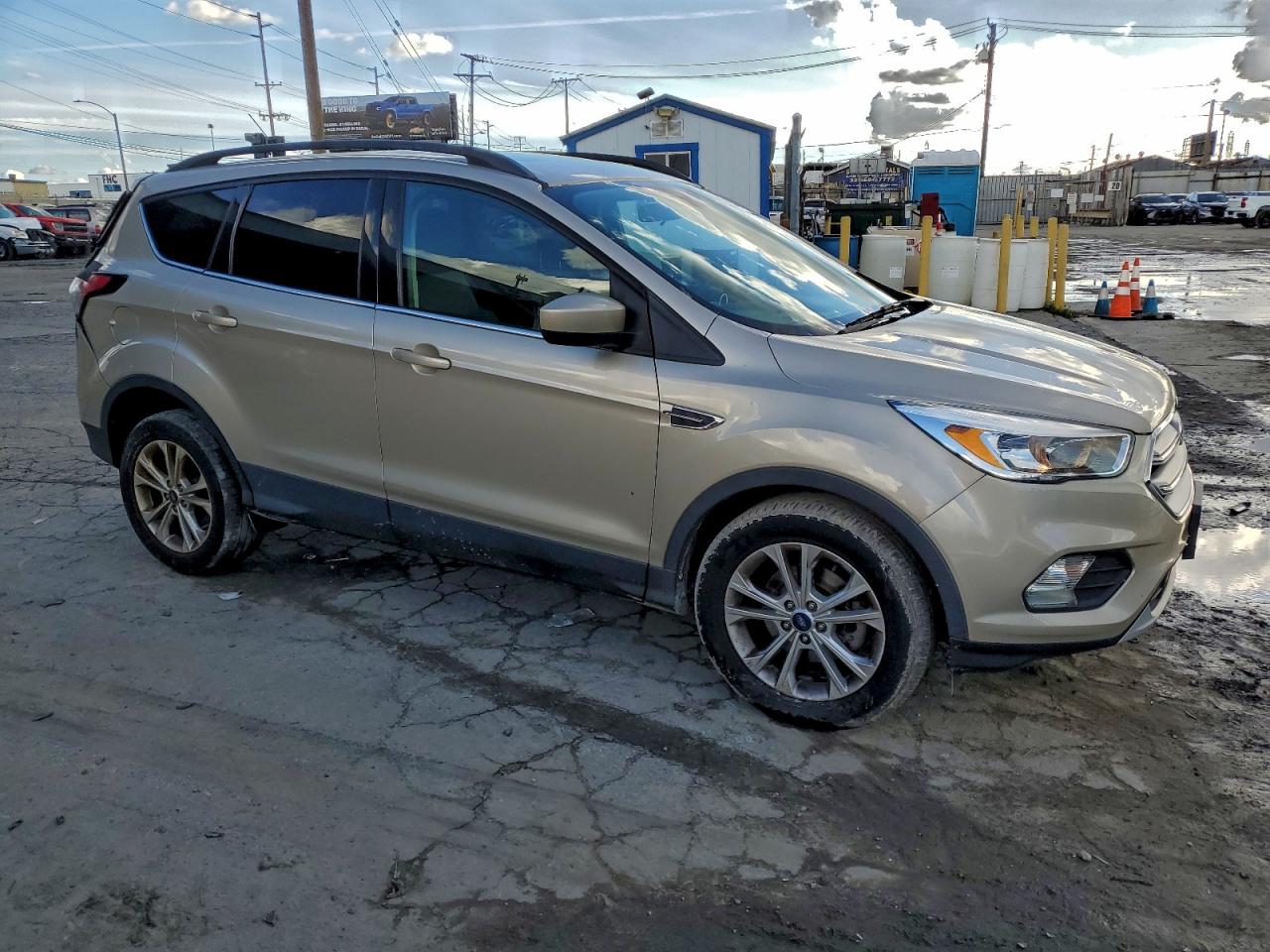 2018 FORD ESCAPE SE photo 4