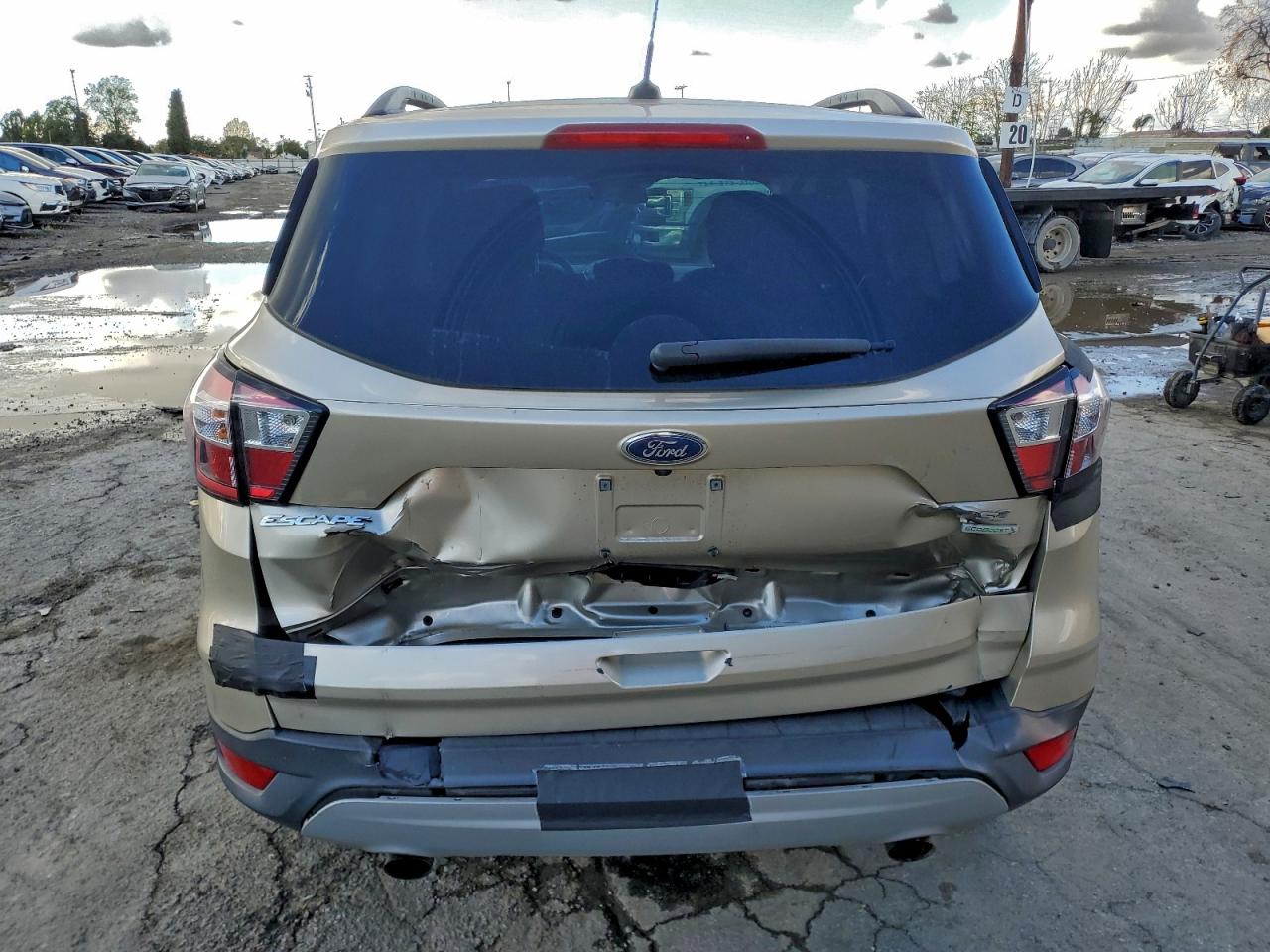 2018 FORD ESCAPE SE photo 6