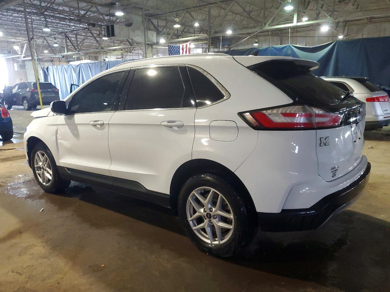 2024 FORD EDGE SEL photo 2
