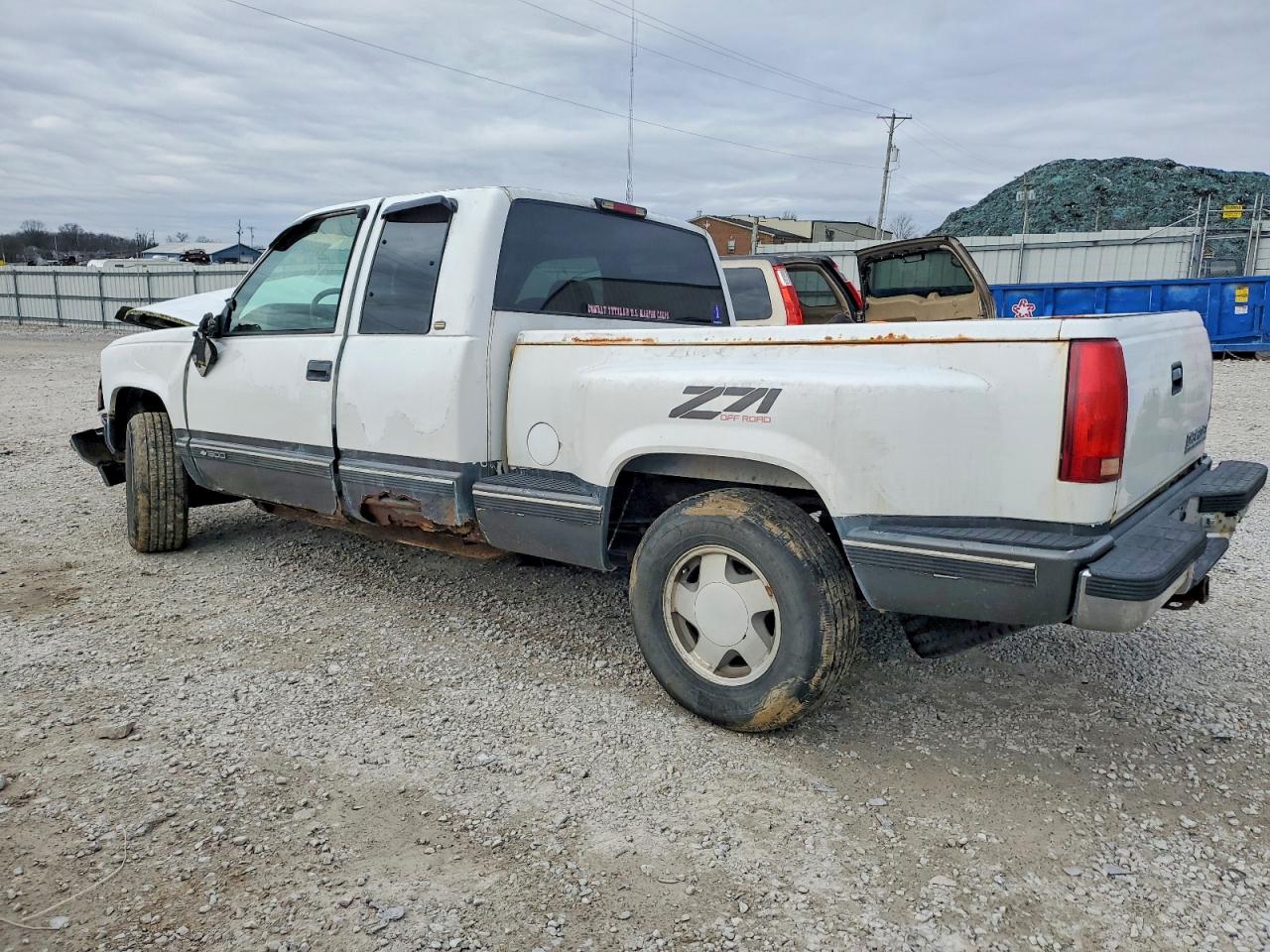 1998 CHEVROLET GMT-400 K1500 photo 2