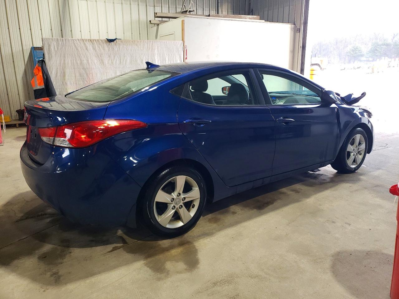 2013 HYUNDAI ELANTRA GLS photo 3